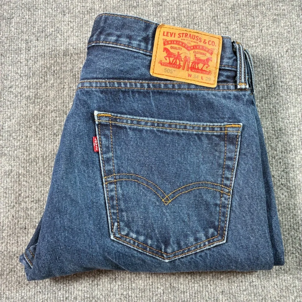 Levi's 505 Regular Fit Jeans Mens 34x29 Blue Straight Leg Denim Classic Zip Fly